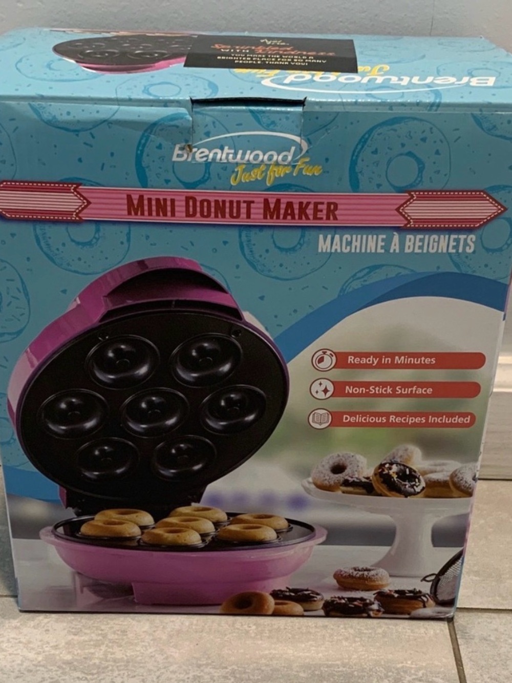 Brentwood Mini Donut Maker - Pink